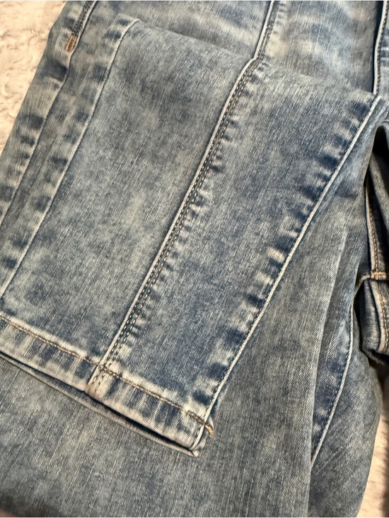 Simply Vera Vera Wang Light Blue High-Rise Jeans - Picture 7 of 9